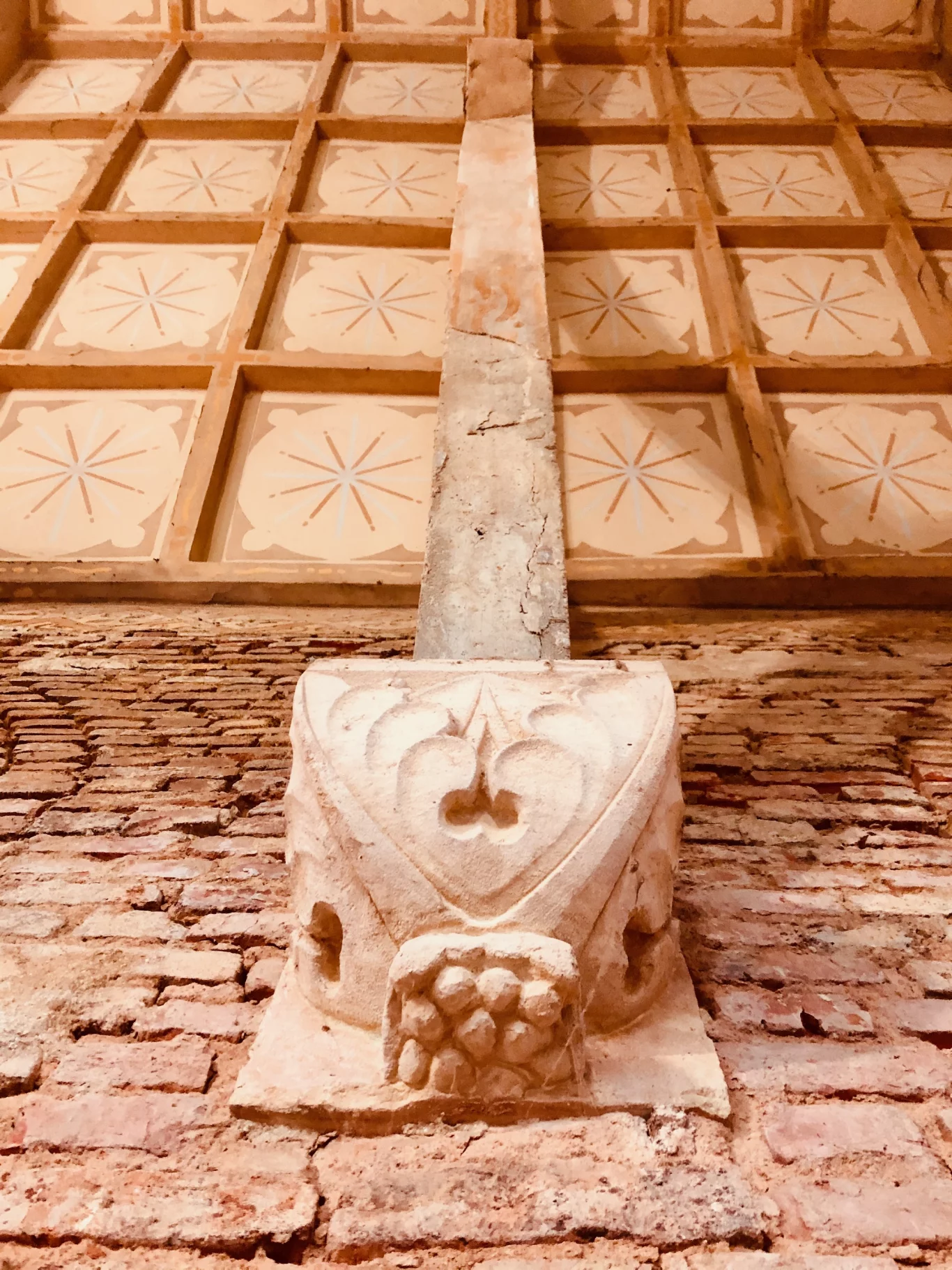 La iglesia, al hilo de las miradas. — imagen 19